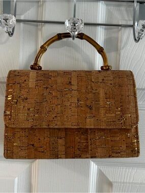 Brand New Cork Handbag bamboo/wood handle, gold chain strap. with Gold Accents